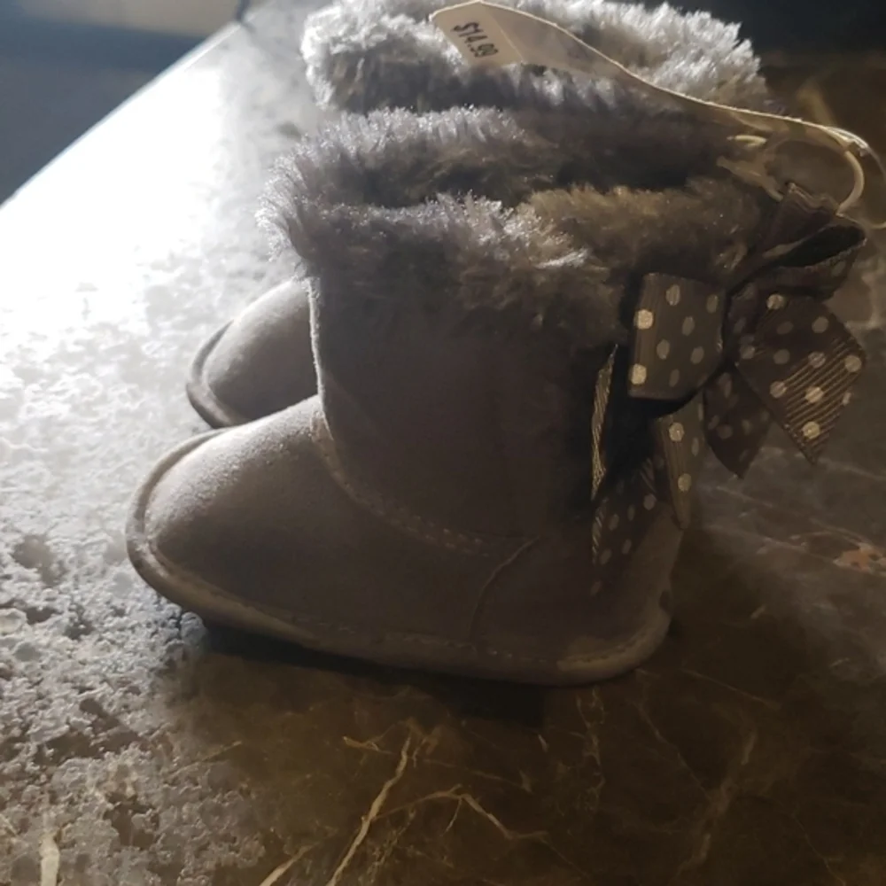 Gray Koala Baby Boots‎ with Bow Detail